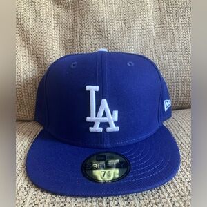 Los Angeles Dodgers New Era Authentic 59FIFTY Fitted Hat - SIZE 7 5/8 Blue White